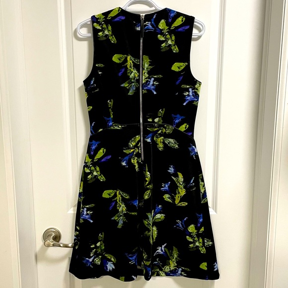 Marc New York Navy Floral Scuba Dress Size 10 - Picture 3 of 9